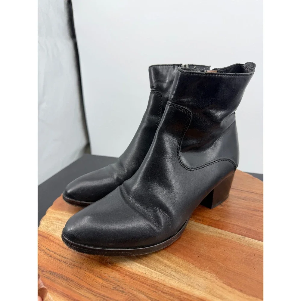 Frye Ankle Boots Women Size 8 Black Leather Pointed Toe Block Heel Zip